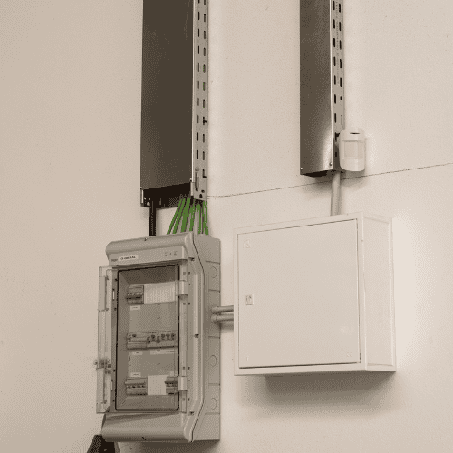 Green line style Cocktail corner Logo (33)